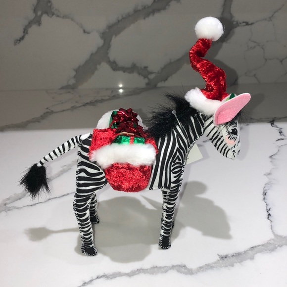 Annalee Christmas Zebra 🦓🎁 - Picture 2 of 3